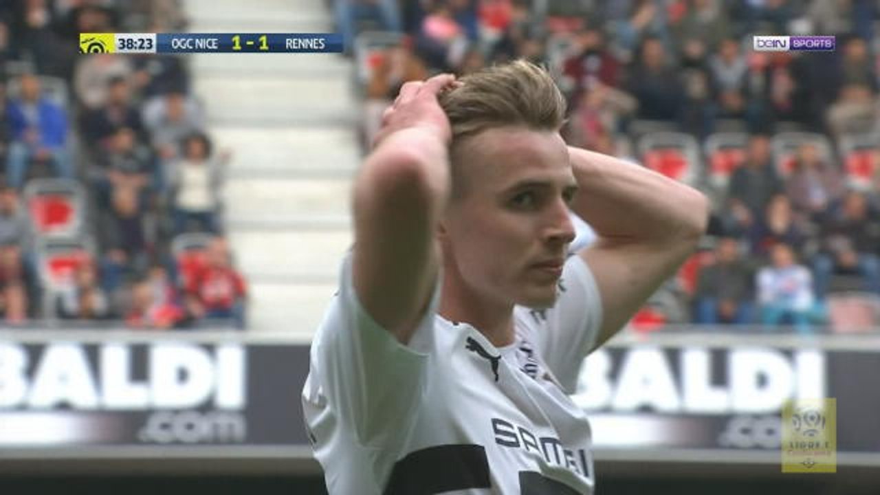 Brilliant Benitez save denies Bourigeaud goal from halfway