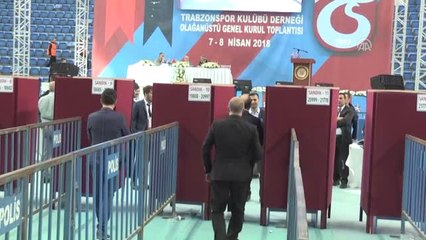 Trabzonspor Kulübünün Kongresinde Oy Verme İşlemi
