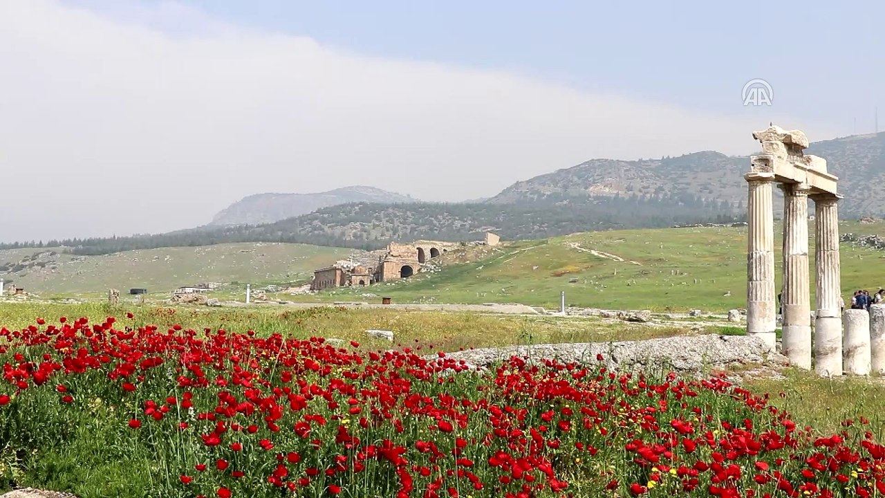 Pamukkale'de hafta sonu yoğunluğu - DENİZLİ