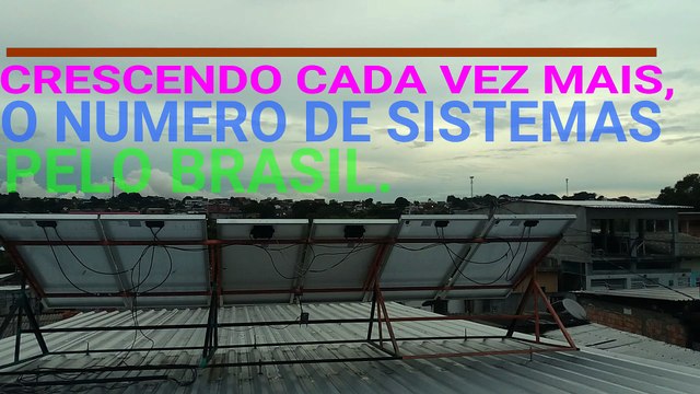 paineis de energia solar com seguidor solar aproveitando o maximo do sol.