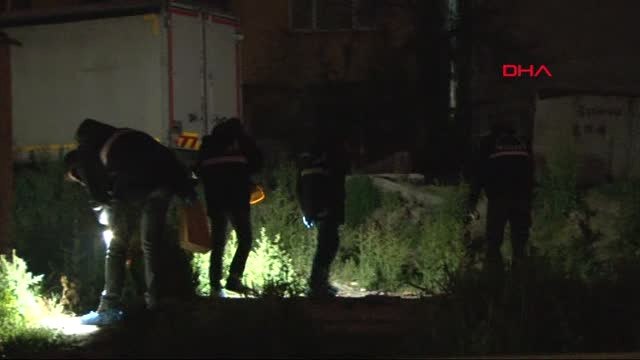 Bağcılar'da Otoparka Silahlı Saldırı 1 Ölü 3 Yaralı