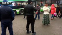Tres heridos tras el choque de un autobús contra una parada en Moscú