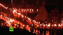 Celebran la fiesta vikinga del fuego del Up-Helly-Aa