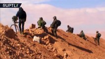 Tropas del Ejército sirio y aliados llegan a la frontera con Irak