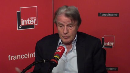 Bernard Kouchner : "Supposons que dans ces frappes promises, on se heurte aux avions russes. Fera-t-on la guerre à la Russie ? C'est trop tard !"