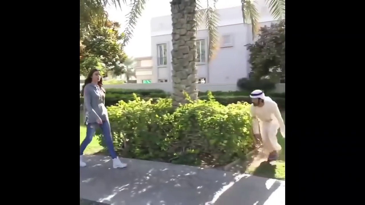 (خلف الكواليس ( بن باز و احمد شريف