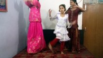 A cute dance with full of fun by Shazia, Zareen and Shireen dancing on the song Nagade Sang Dhol Baaje from the movie Goliyon Ki Raasleela Ram-leela
