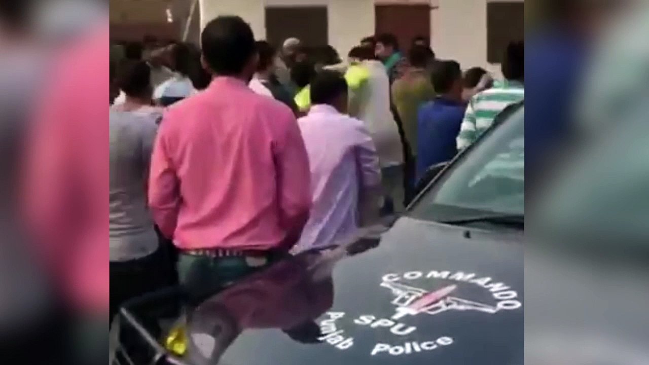 Pakistán: chinos pelean con la policía para ir con prostitutas