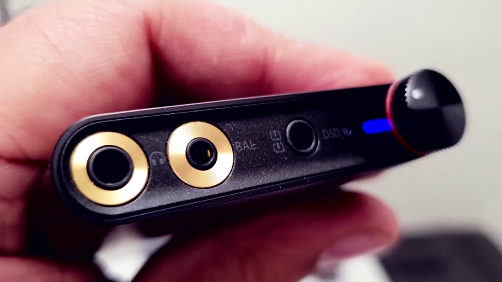 ⁣NEWSX TECH FiiO Q1 MARK-II Review |Hands on With Gaurav | NewsX Tech