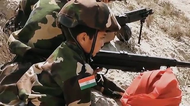 Allah hu Akbar Pakistan army Humko Aawaz de tu milli naghma zarb e azb operation videos