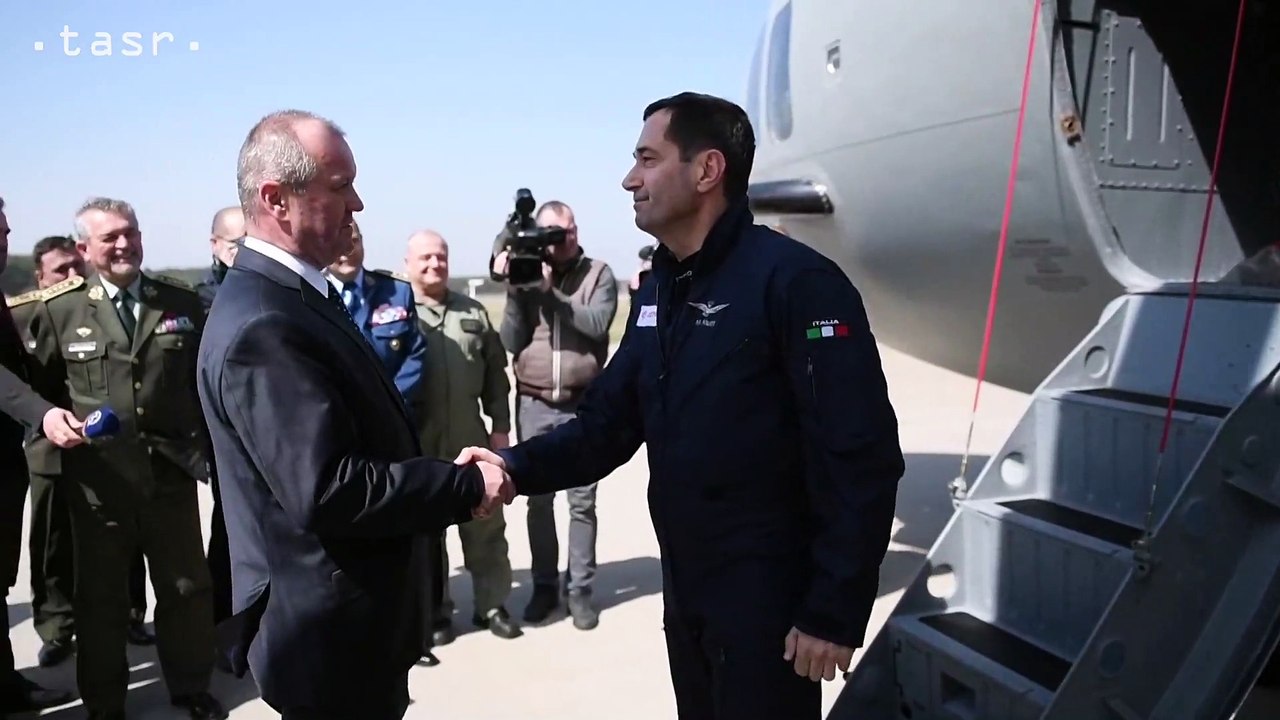 Armáda: Vzdušné sily SR dostali do užívania druhé dopravné lietadlo C-27J Spartan