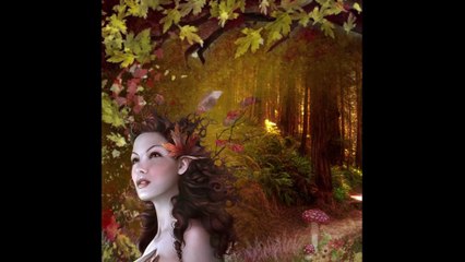 Femme forêt automne