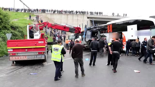 Kaza Nedeniyle Kapanan Anadolu Otoyolu Ulaşıma Açıldı - Kocaeli