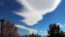 Beautiful Time-Lapse of Clouds