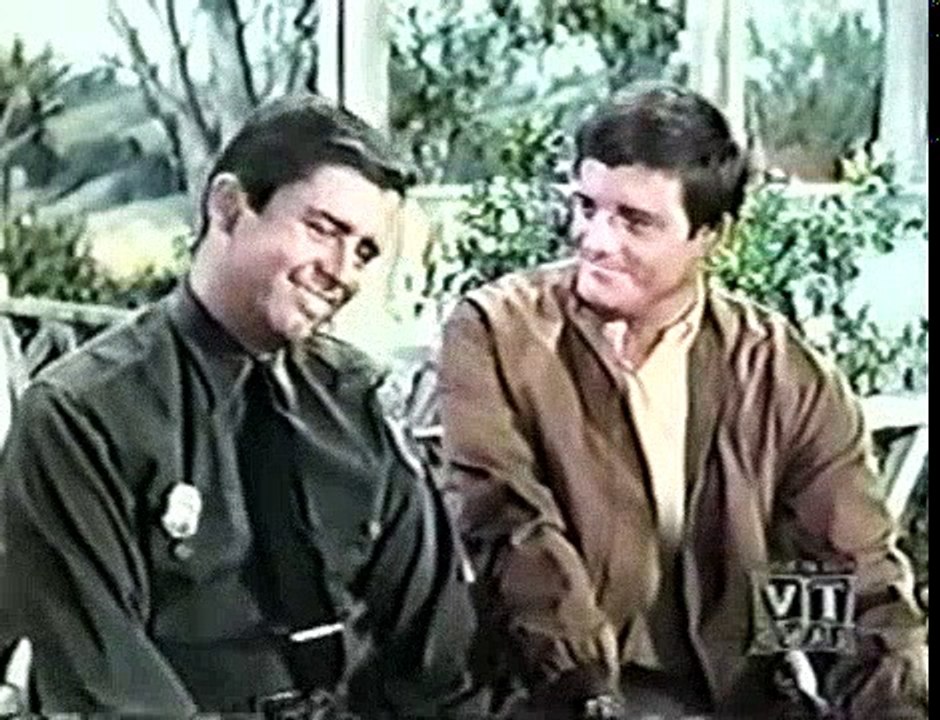 Petticoat Junction S07E05 The Three Queens