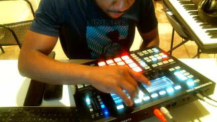 Making BEATS MAKING QUEENSBRIDGE AND MASCHINE STUDIO