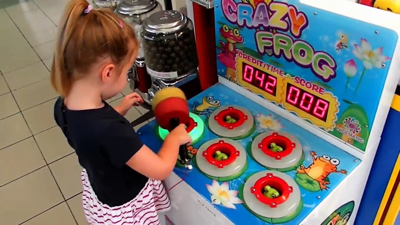 [VLOG] Vacances à la mer 2017 Jour 1 - Piscine et manèges à sensations ! Holidays !