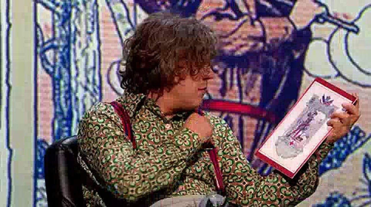 QI S13 E08 Merriment