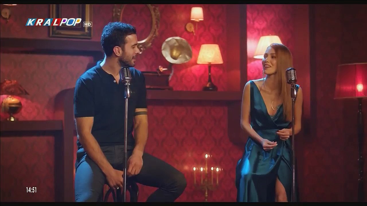 Kral Pop TV - HD Canlı Yayın - YouTube