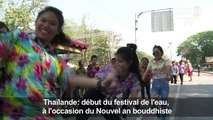 Thaïlande: des éléphants lancent le festival de l'eau