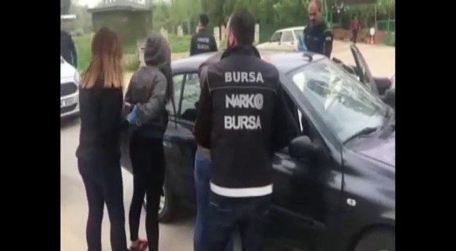 Polis kamerasından dakika dakika narkotik operasyonu!