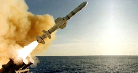 ABD-Rusya Restleşmesine Başbakan'dan Tepki: Sokak Kabadayısı Gibi Kavga Ediyorlar