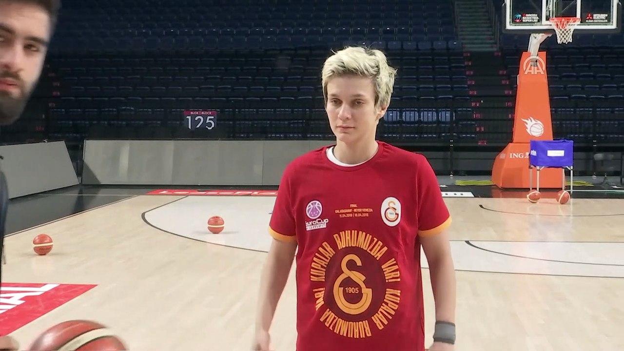 Galatasaray, üçüncü Avrupa kupası şampiyonluğuna kilitlendi (2) - İSTANBUL
