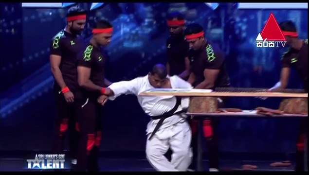 Incroyable Talent avec un mauvais karatéka au Sri Lanka