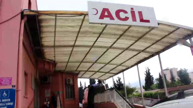 Ortaokul öğrencisi müdür yardımcısını bıçakladı (2) - ADANA