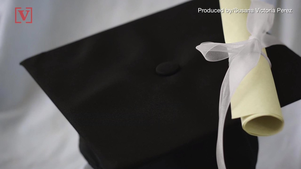 Tennessee College Senior Defends Posing with Gun in Grad Pics