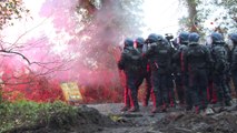 NDDL  | Action Gendarmerie ZAD   |  Bretagne Télé