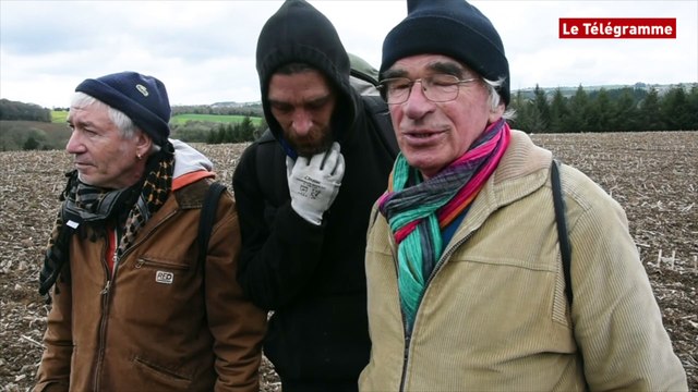 Pont-de-Buis (29). Des soutiens de la ZAD de Notre-Dame-Des-Landes rassemblés devant NobelSport
