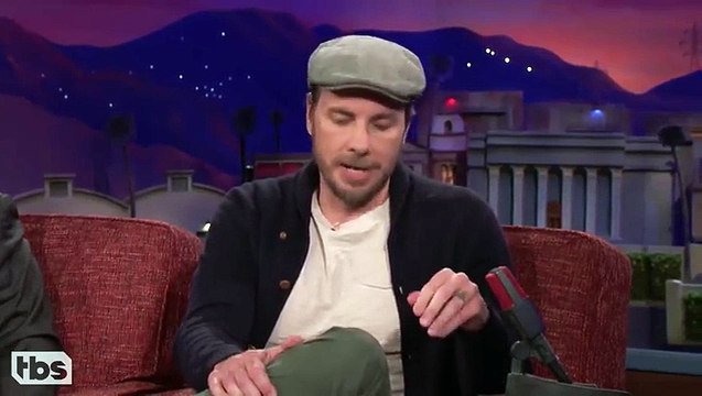 Dax Shepard Reveals He & Kristen Bell Don’t Have A Prenup: ‘Joke’s Now On Her!’