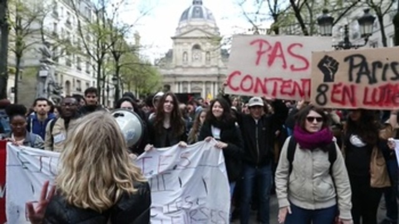 French students engage in nationwide protests against selective enrollment