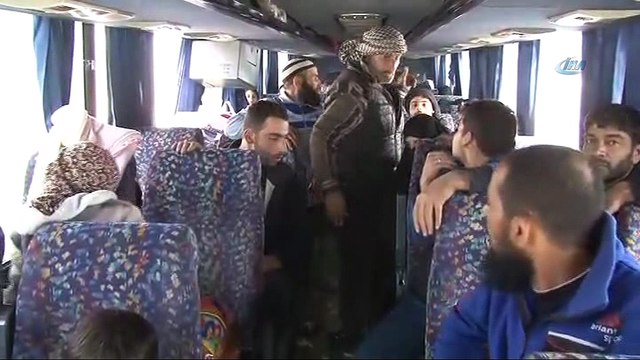 - Duma ve Gutalı çocuklar 2 ay sonra güneşi gördü- Duma’dan tahliye edilen Suriyeli:- “Bu çocuklar iki aydır güneş görmedi”