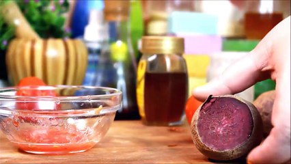 38.Apply This Mixture Before Going To Bed & Get Glossy Pink Lips Naturally