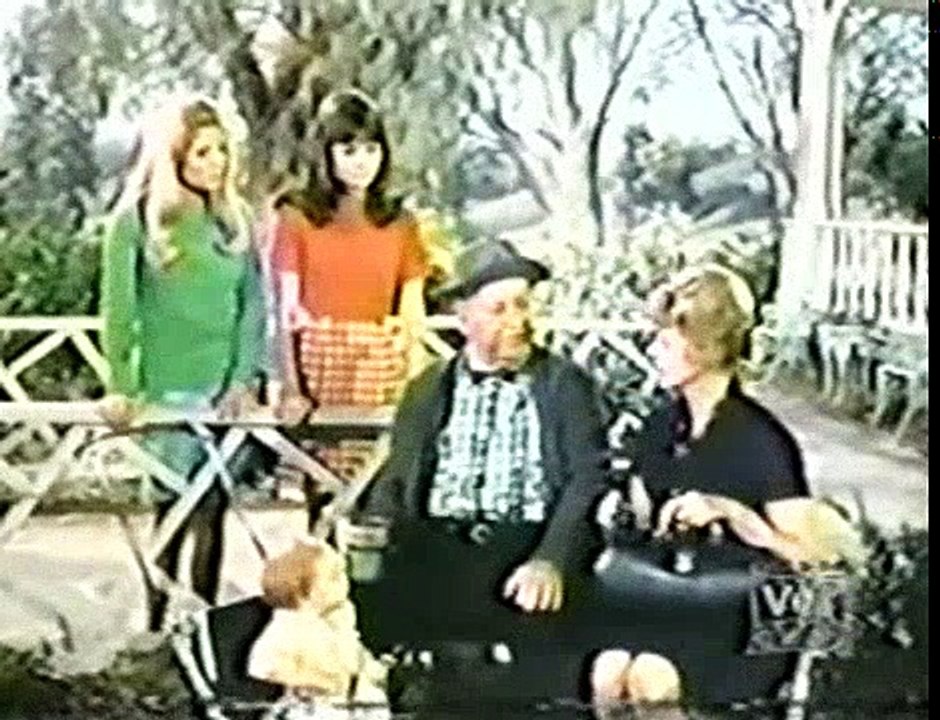 Petticoat Junction S07E09 A Most Momentous Occasion