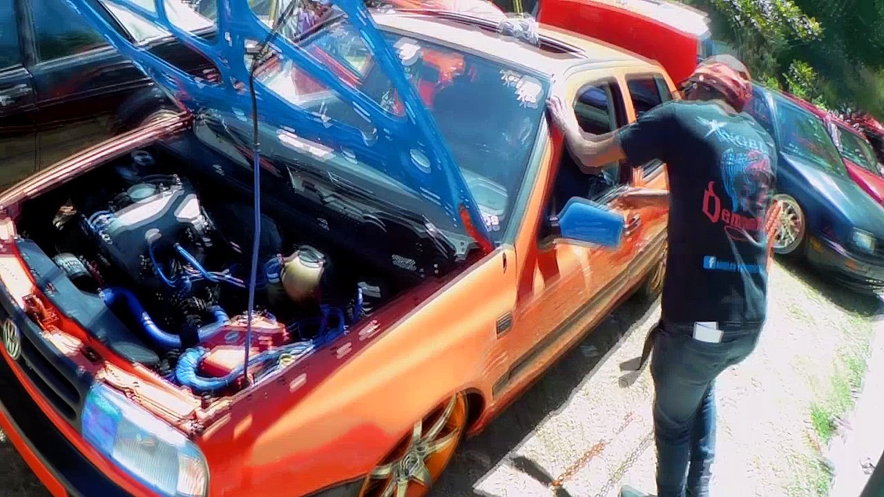 Chicas en Bikini + Angeles y Demonios Car Club + Sexy Girl Chica Sexy