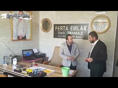 Türkiye Üzerinde Oynanan Oyunları Dolar Yakarak Bertaraf Eden Emlakçı