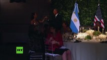 Obama baila un tango durante la cena de gala en Argentina
