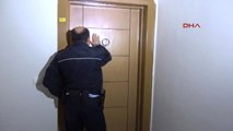 Adana Tuvalette Mahsur Kalan Yaşlı Adamı Polis Kurtardı