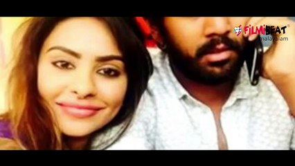 സ്വകാര്യ ചിത്രങ്ങള്‍ പുറത്തുവിട്ട് ശ്രീ റെഡ്ഡി | filmibeat Malayalam