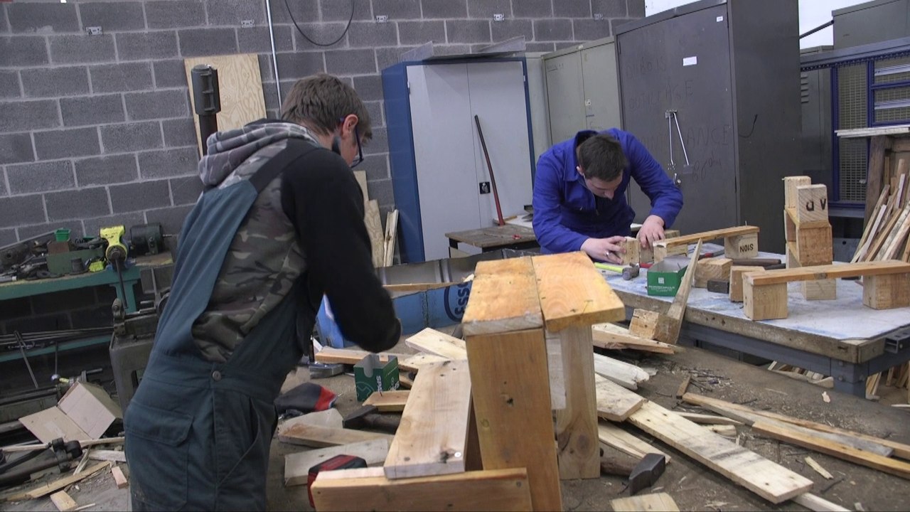 Savez-vous planter des clous à la mode de chez nous ?