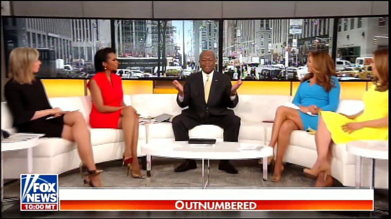 Outnumbered with Sandra Smith, Lisa Marie Boothe, Trish Regan and Harris Faulkner. 2018/04/10 @SandraSmithFox @LisaMarieBoothe @trish_regan #Outnumbered