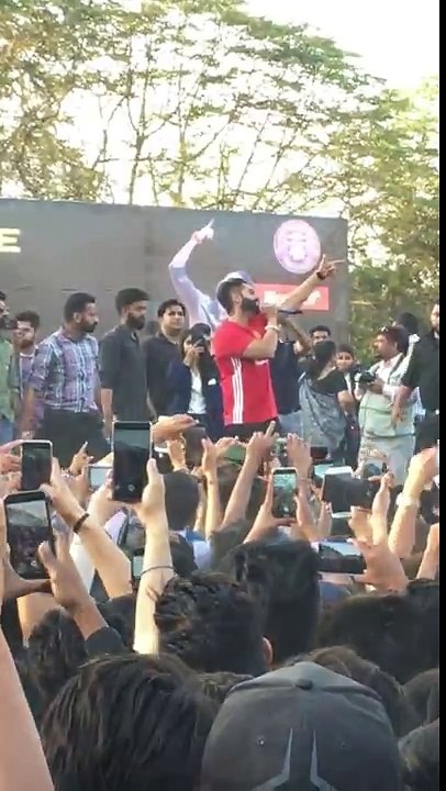 3 peg  Parmish Verma Live perfomance at Delhi University 2018