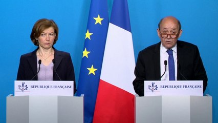 Descargar video: Jean-Yves Le Drian: “Le régime de Bachar al-Assad savait à quoi il s’exposait en défiant à nouveau le droit international”