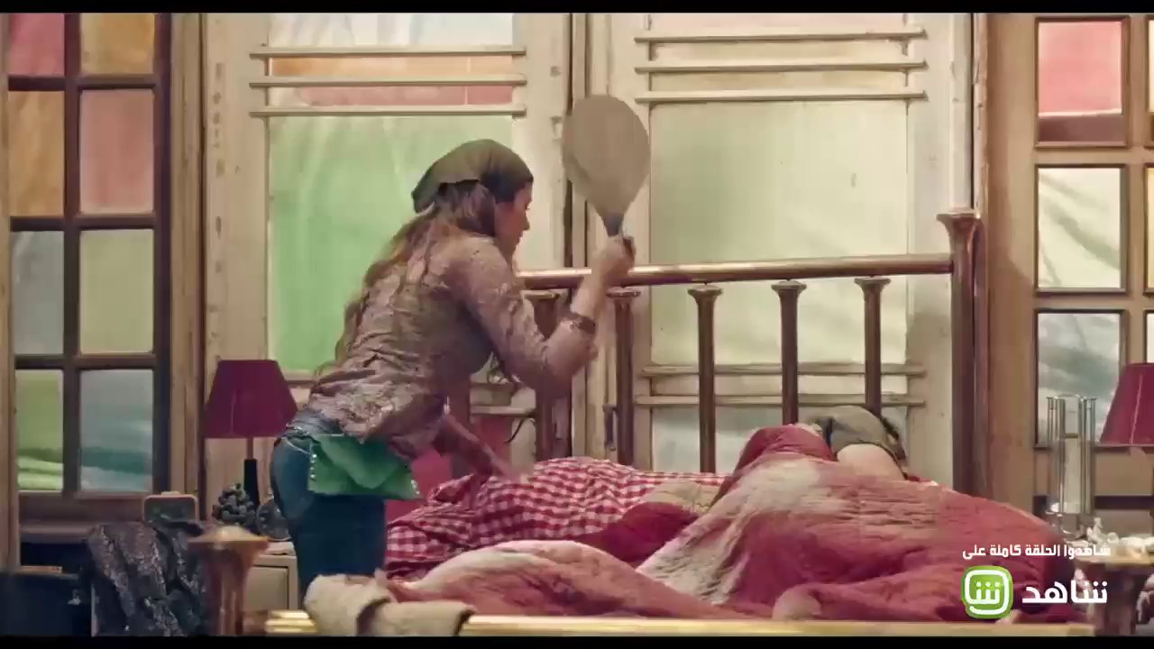 لما مراتك تصحيك من النوم على صوت تنفيض المرتبة