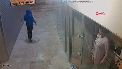 Manisa-Peruklu Hırsız Güvenlik Kameralarına Göbek Attı