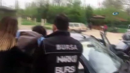 Bursa polisinden film gibi operasyon