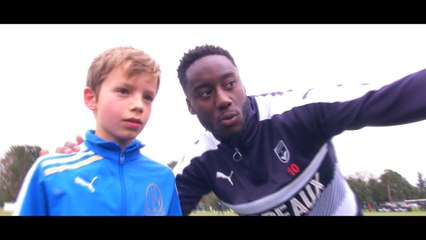 Les pros partagent un entraînement avec des enfants !